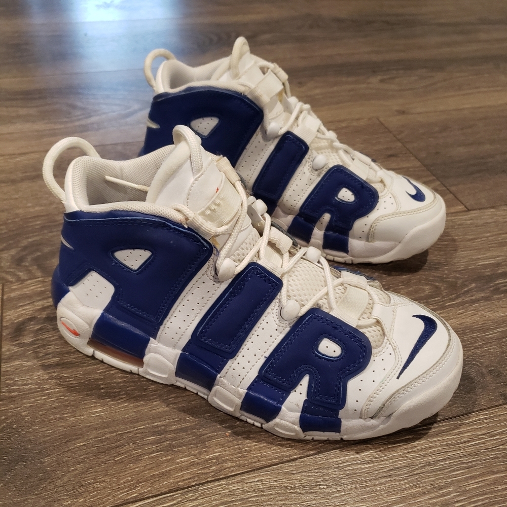 Nike Air More Uptempo Knicks Sneakers Size 6Y Big Kids